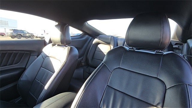 2022 Ford Mustang EcoBoost Premium