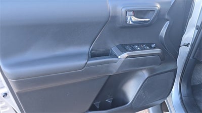 2022 Toyota Tacoma TRD Off-Road V6