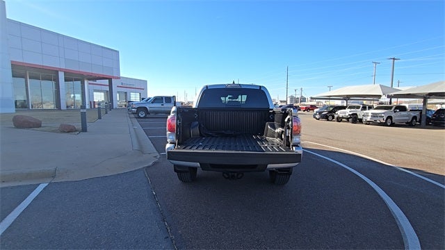 2022 Toyota Tacoma TRD Off-Road V6