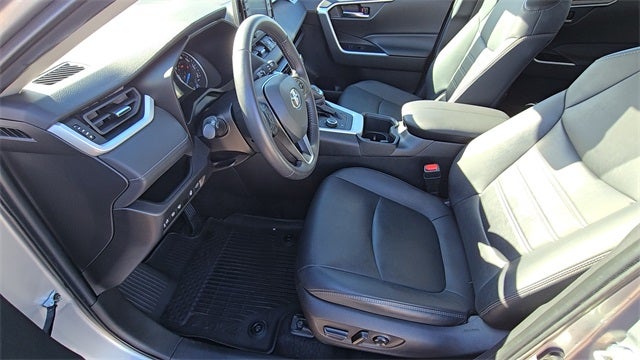 2022 Toyota RAV4 Hybrid XLE Premium