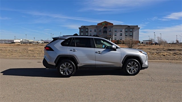 2022 Toyota RAV4 Hybrid XLE Premium