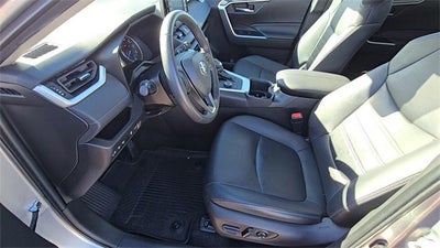 2022 Toyota RAV4 Hybrid XLE Premium