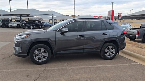 2022 Toyota RAV4 Hybrid XLE