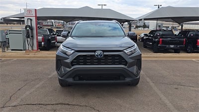 2022 Toyota RAV4 Hybrid XLE