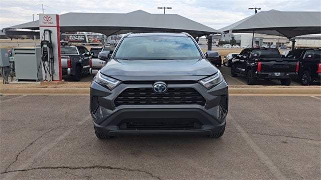2022 Toyota RAV4 Hybrid XLE
