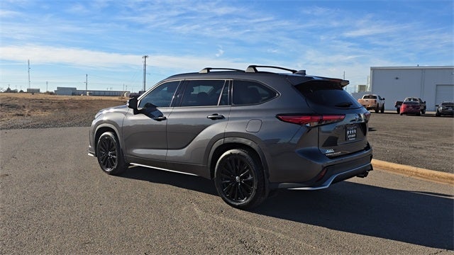 2023 Toyota Highlander XSE