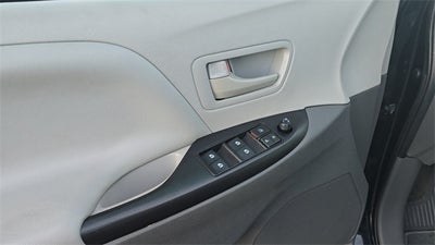 2020 Toyota Sienna L 7 Passenger