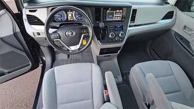 2020 Toyota Sienna L 7 Passenger