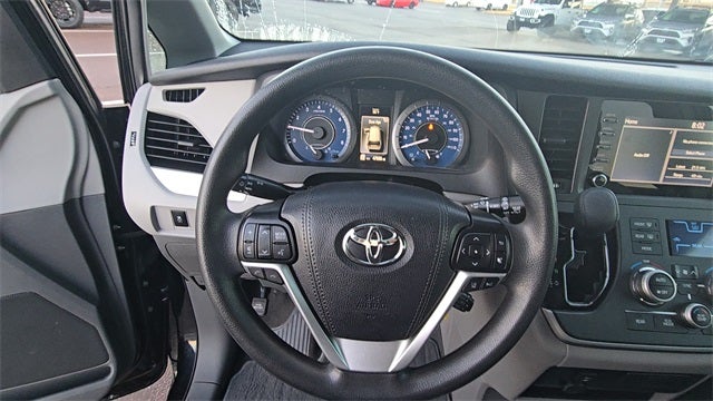 2020 Toyota Sienna L 7 Passenger