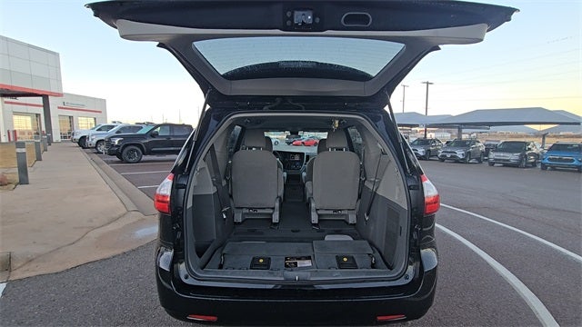 2020 Toyota Sienna L 7 Passenger
