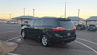 2020 Toyota Sienna L 7 Passenger