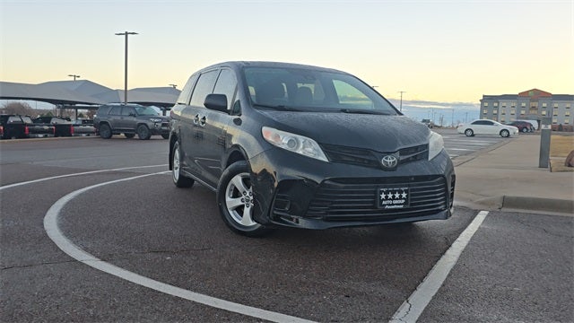 2020 Toyota Sienna L 7 Passenger