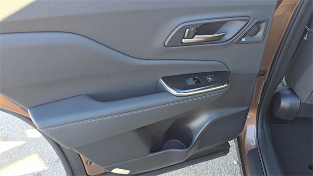 2025 Toyota Crown Signia Limited