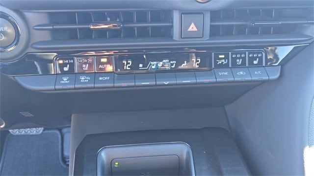 2025 Toyota Crown Signia Limited