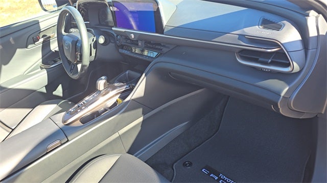 2025 Toyota Crown Signia Limited