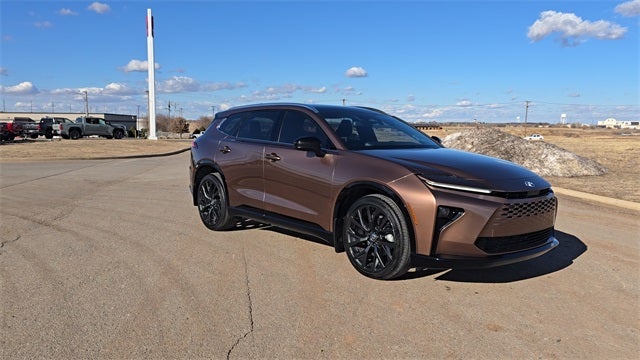 2025 Toyota Crown Signia Limited