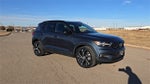 2022 Volvo XC40 R-Design