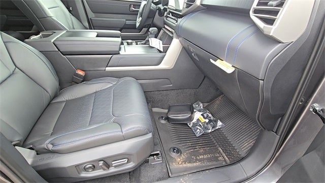 2026 Toyota Tundra i-FORCE MAX Tundra Platinum